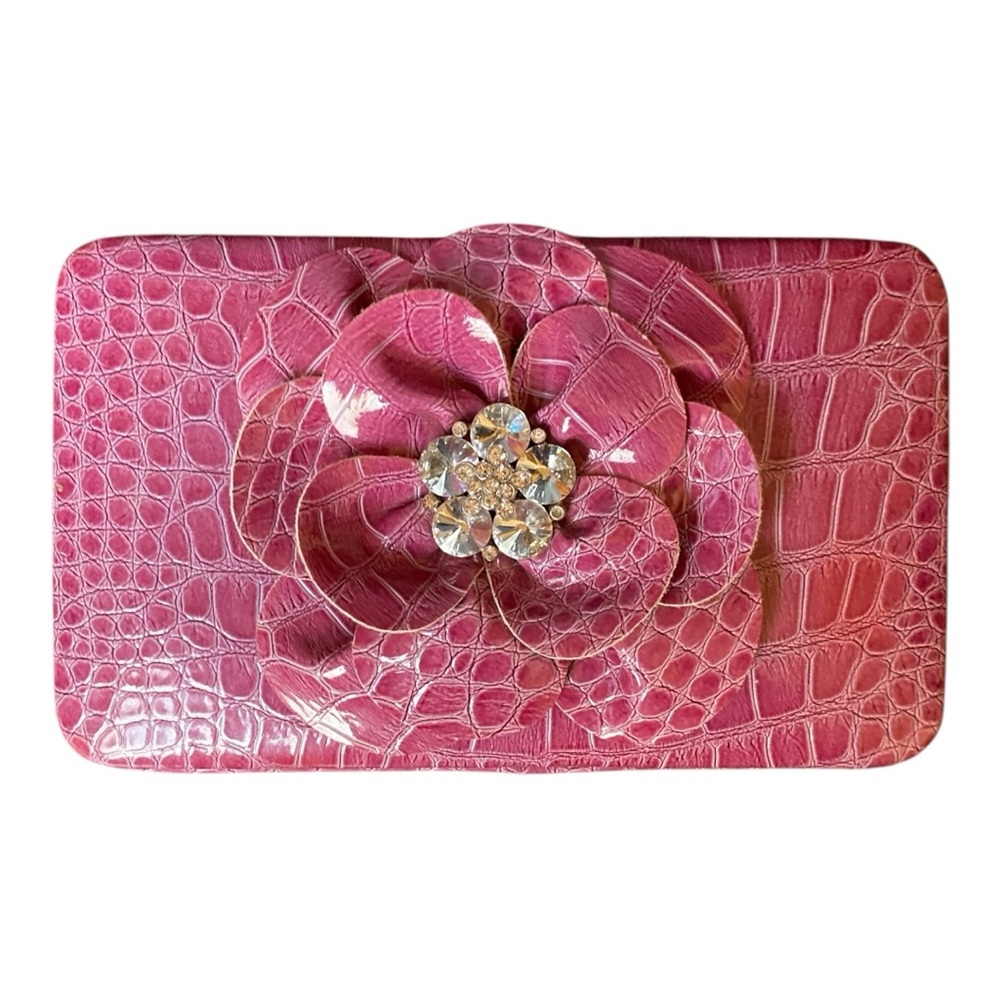 NWOT Hananel Women's Pink Crocodile Embossed Clutch